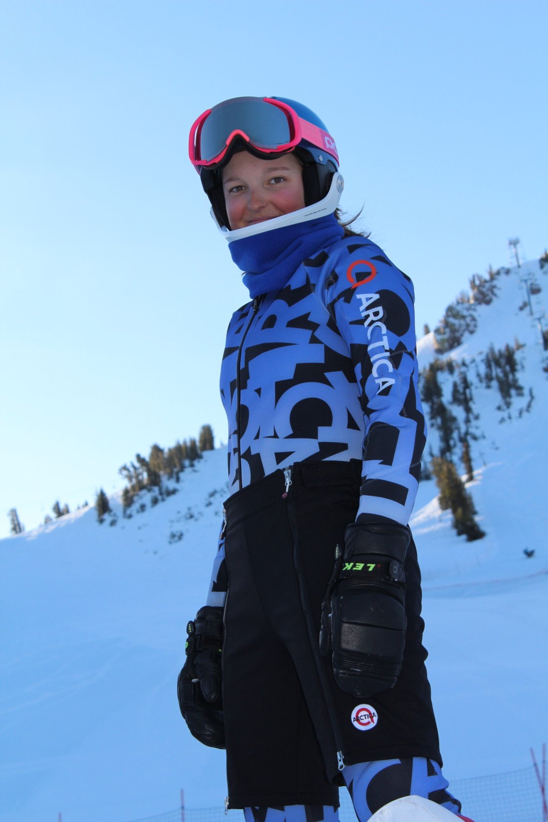 The Arctica Alpha GS Speed Suit in blue is an equally popular ski racing suit for girls and boys.